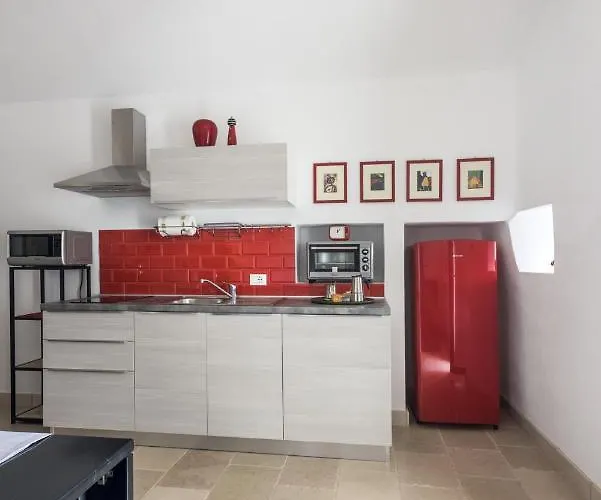 Le Dimore Di Mama * 세글리에 메사피카